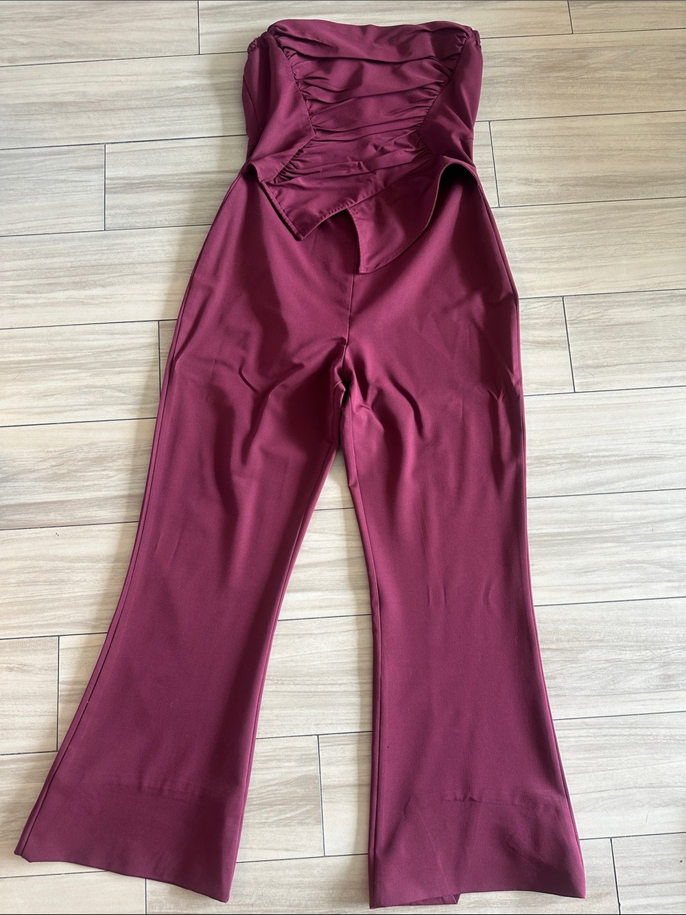 PrettyLittleThing Strapless Ruched Jumpsuit in Wine